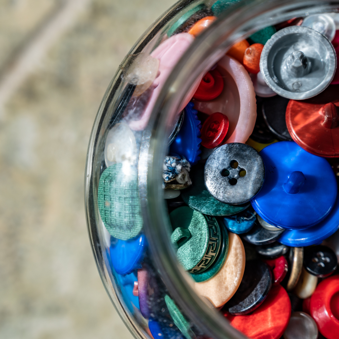 Microfiction Day 11 – “Buttons”